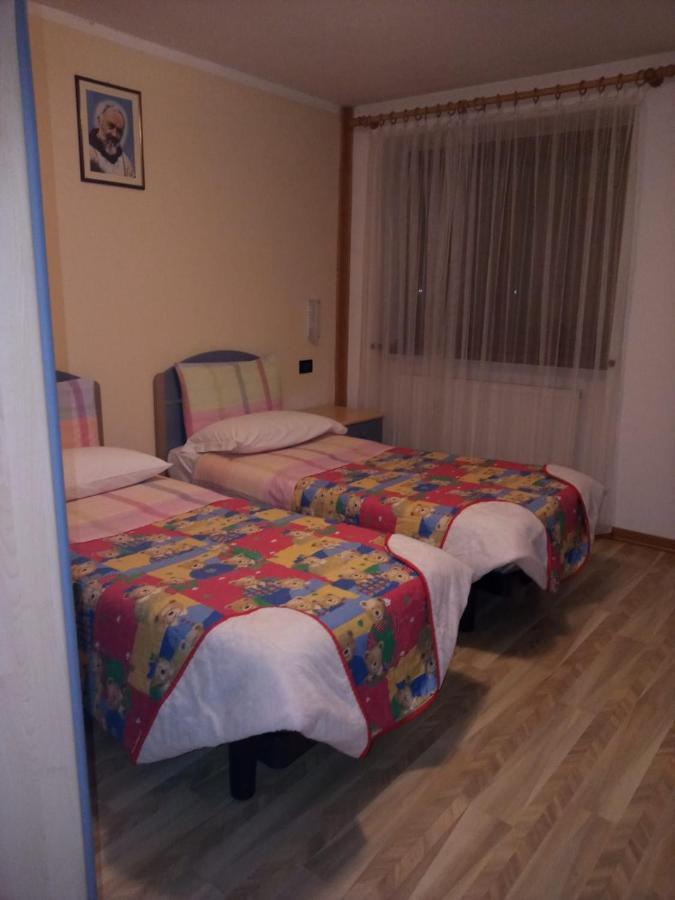 Hotel Genzianella Presenaio Экстерьер фото