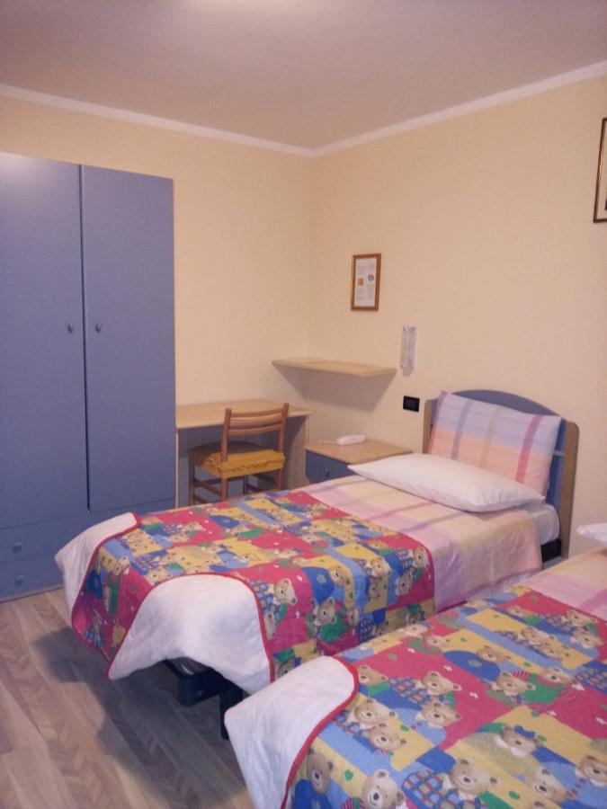 Hotel Genzianella Presenaio Экстерьер фото