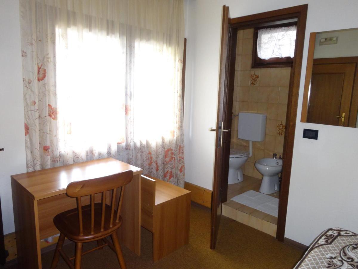 Hotel Genzianella Presenaio Экстерьер фото